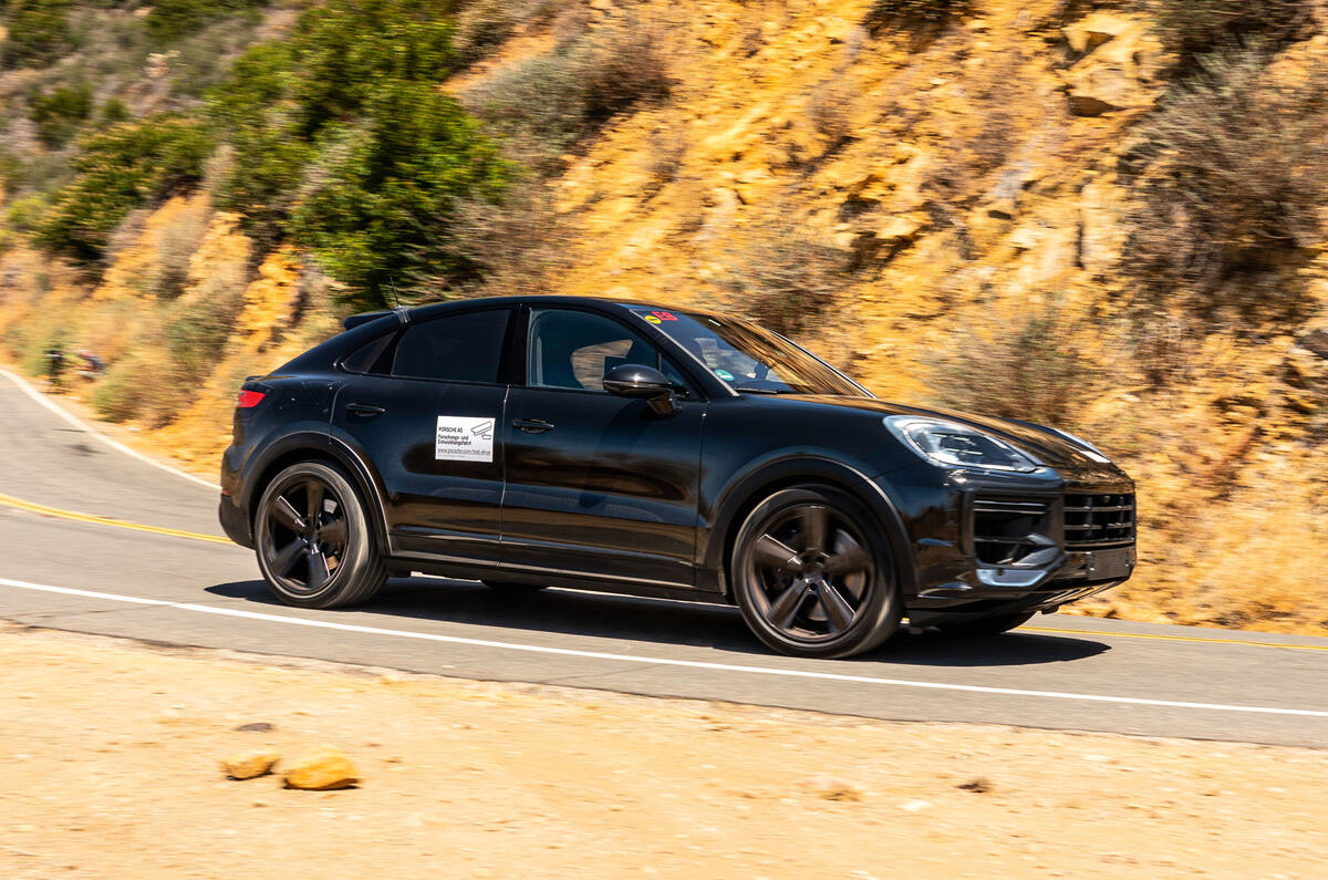 5 Porsche Cayenne 2023 prototype side