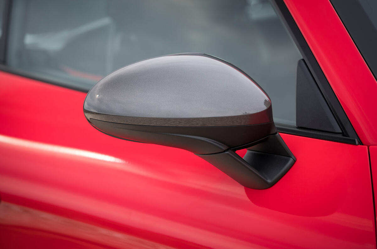 Porsche Cayman T 2019 first drive review - wing mirrors