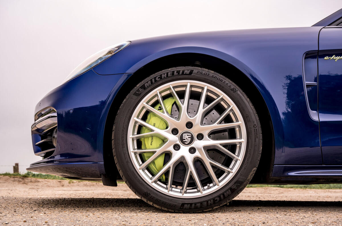 5 Porsche Panamera Turbo S E Hybrid ST 2021 UK FD alloy wheels