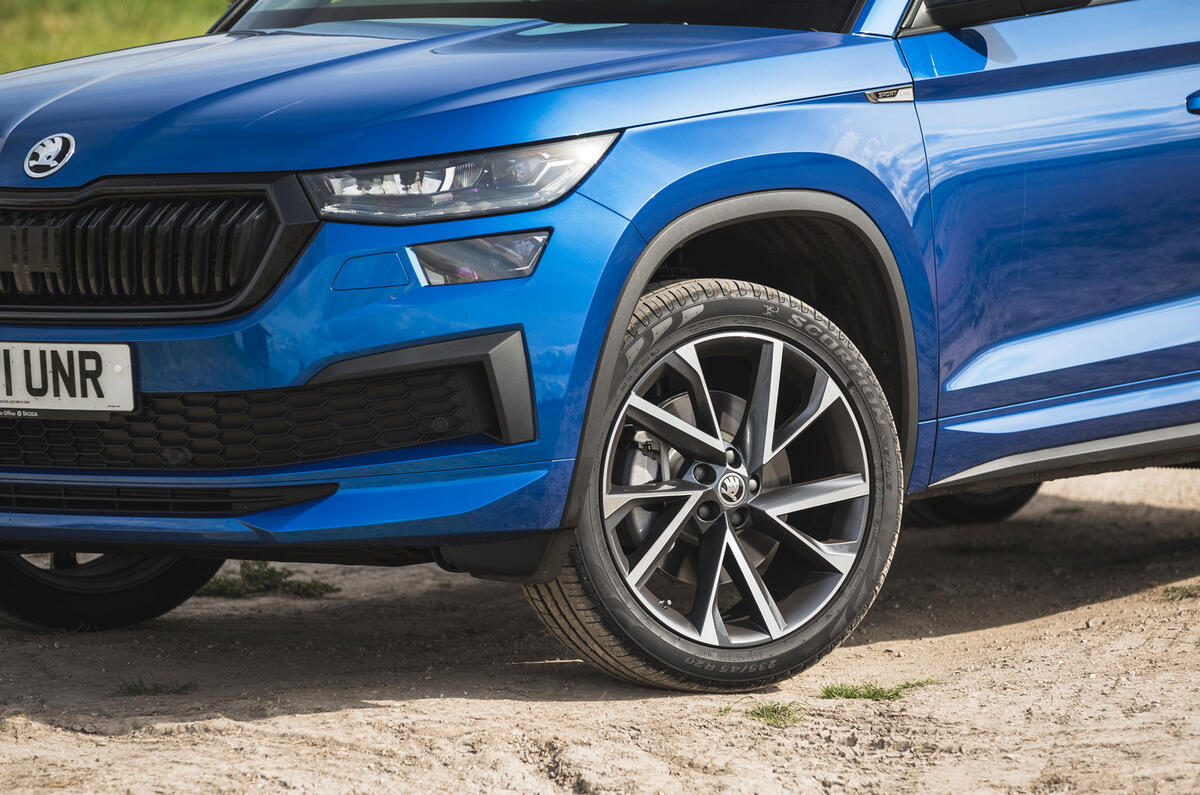 5 Skoda Kodiaq Sportline 2021 UK alloy wheels