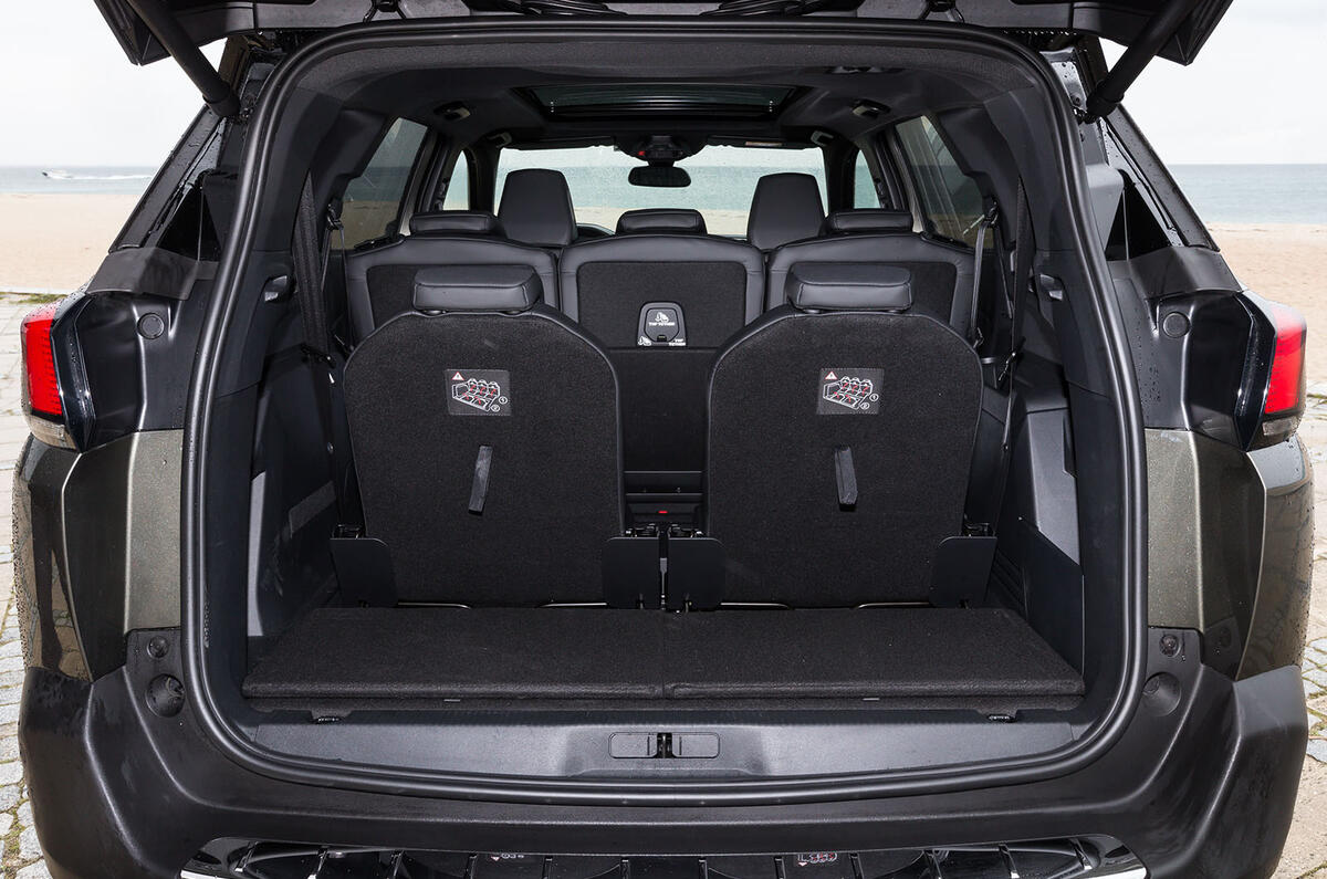 2017 Peugeot 5008 review Autocar