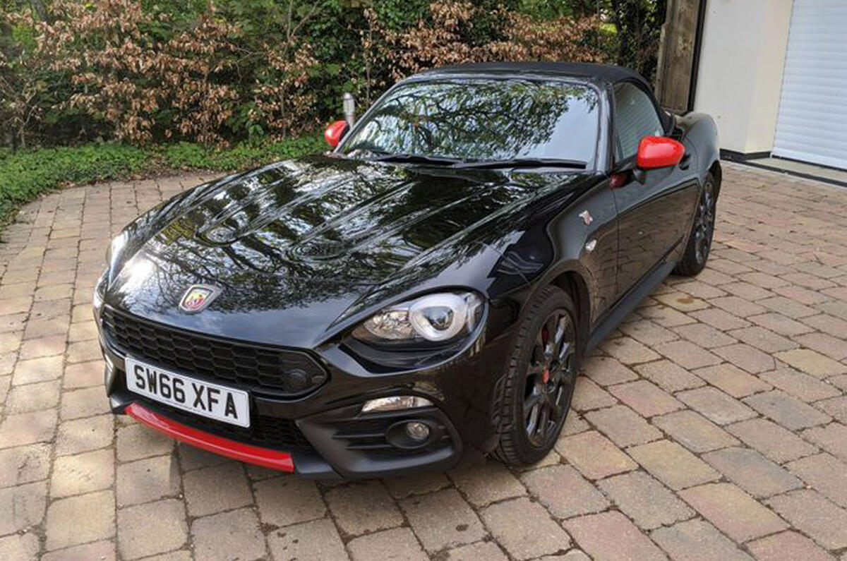 Abarth 124 Spider - static front