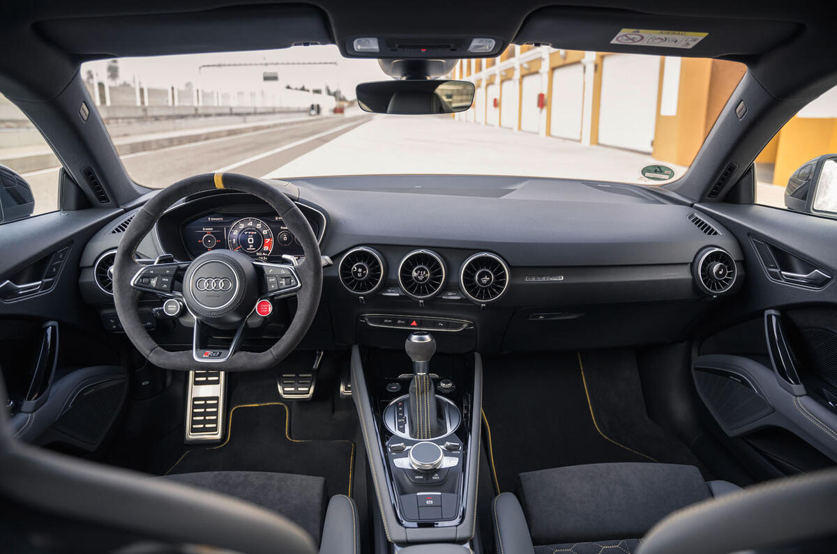 Tableau de bord de l'Audi TT RS