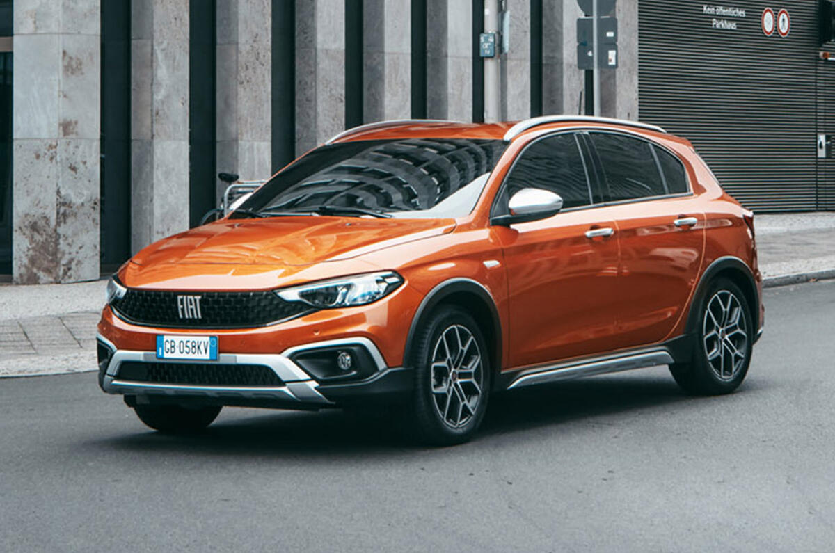 Fiat Tipo Cross - front