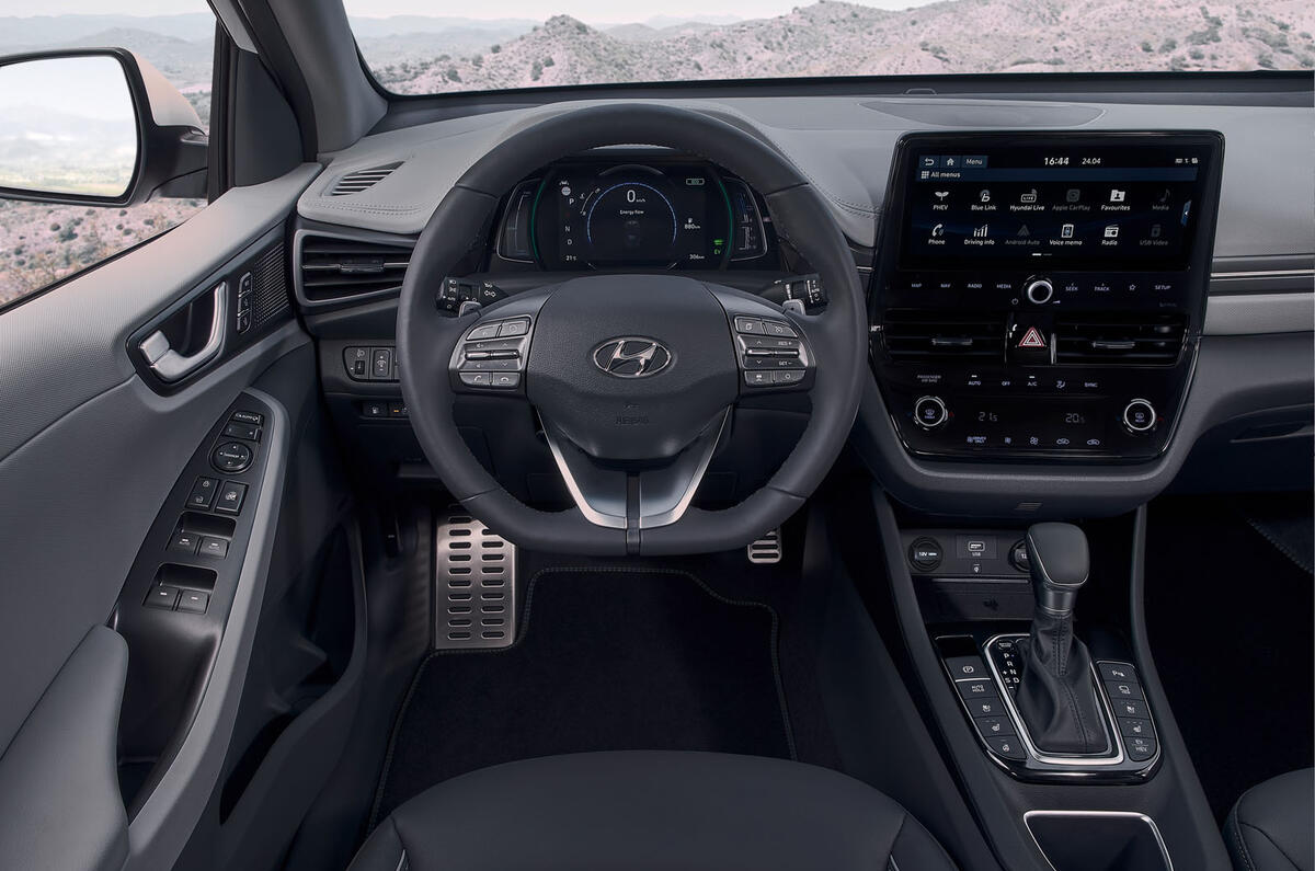 Hyundai Ioniq plug-in hybrid 2019 first drive | Autocar