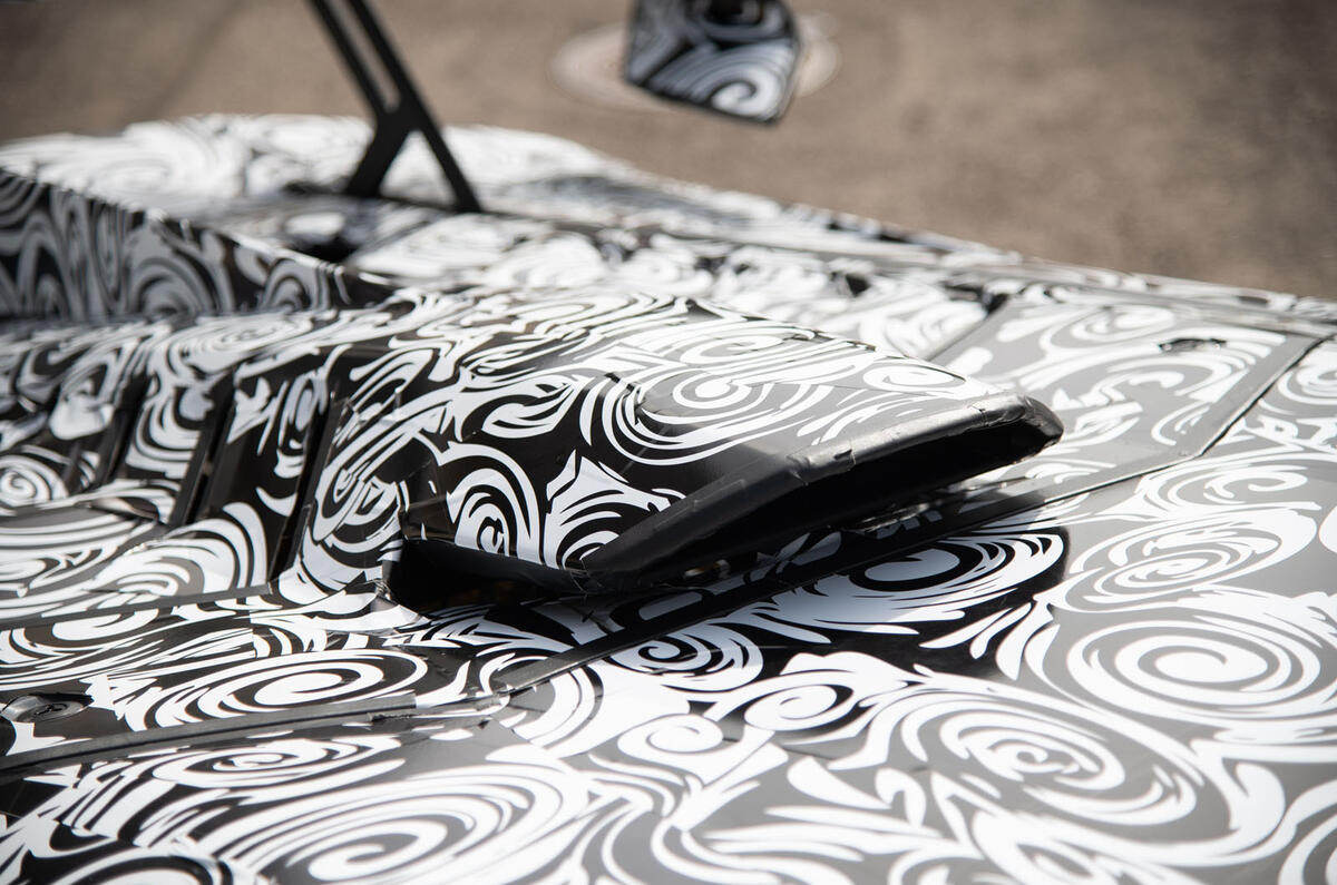 Lamborghini Huracan STO 2020 first drive review - roof intake