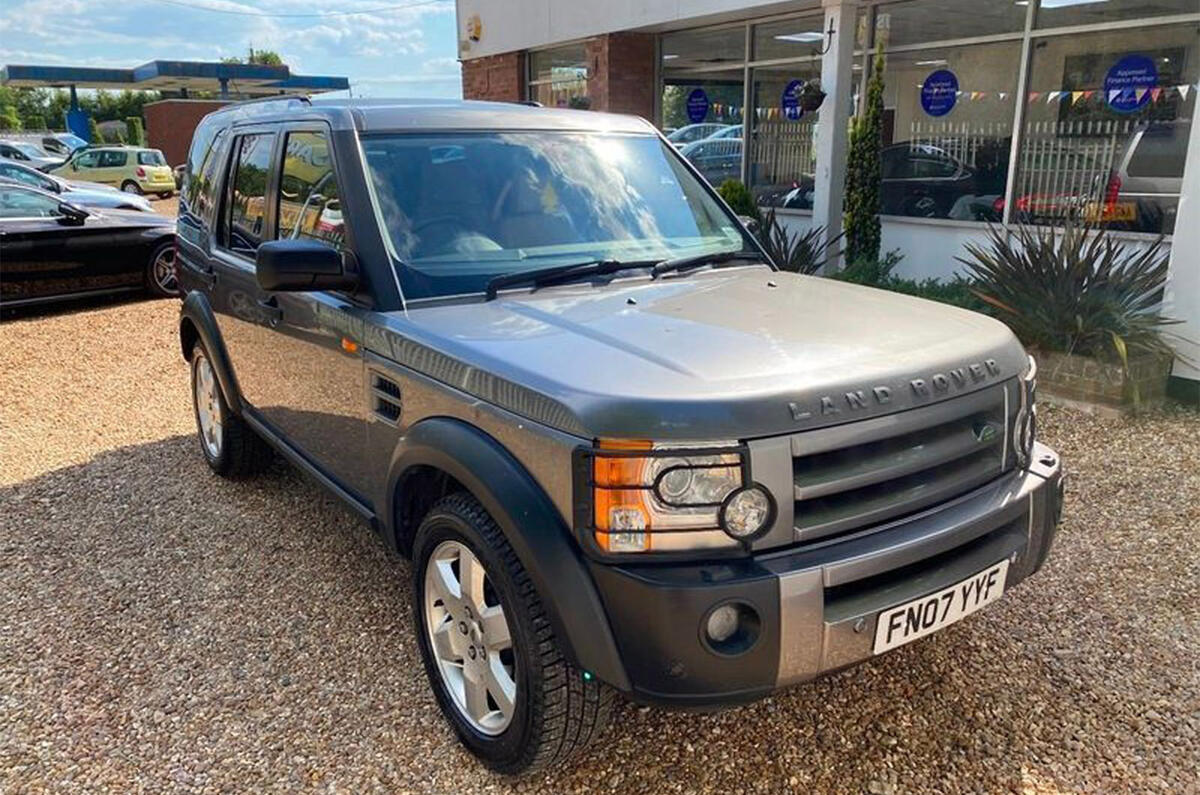 should i buy a land rover discovery