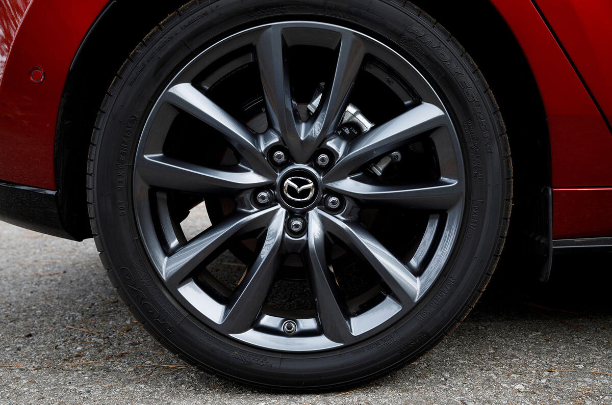Mazda 3 2.0 Skyactiv-G 2019 first drive review - alloy wheels