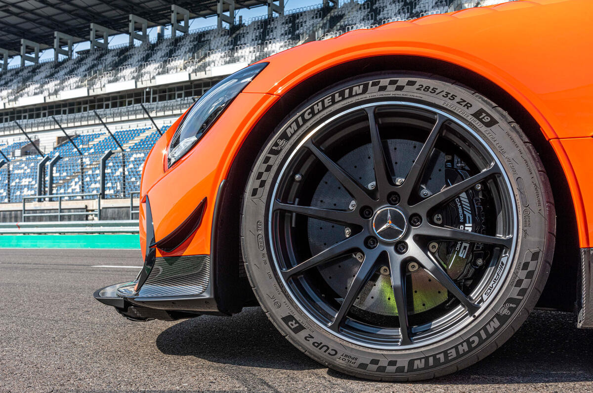 Mercedes-AMG GT Black Series 2020 : premier bilan de conduite - roues en alliage