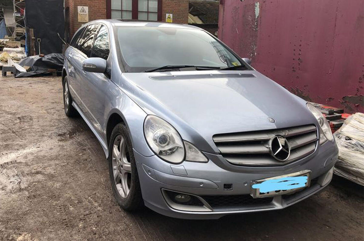 Mercedes-Benz R500