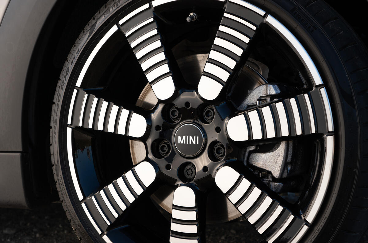 6 Mini Cooper S 2021 UK FD alloy wheels