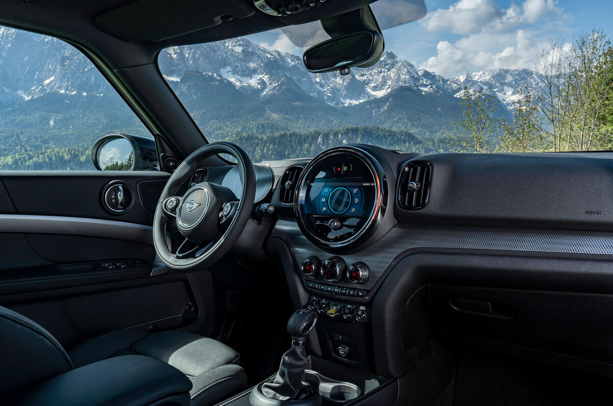 Mini Countryman Cooper S E All4 2020 first drive review - cabin