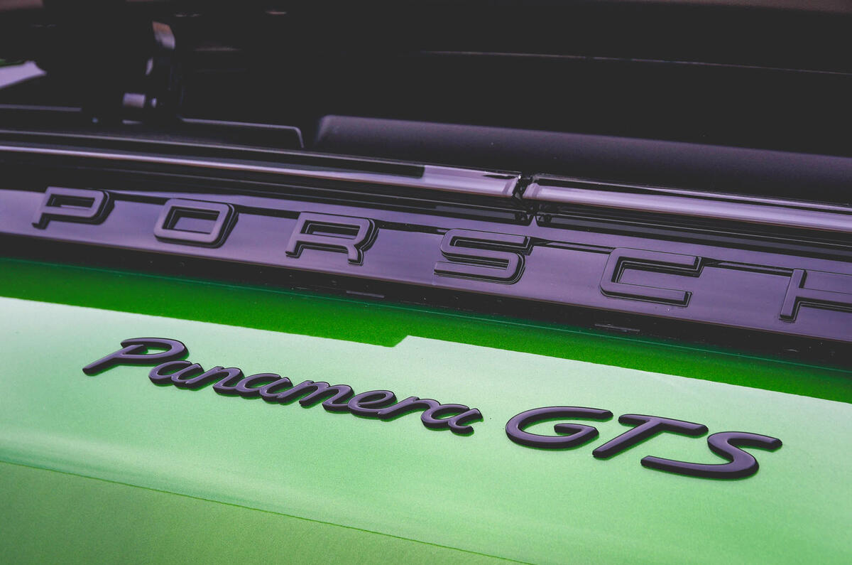 Porsche Panamera GTS 2019 UK first drive review - rear badge