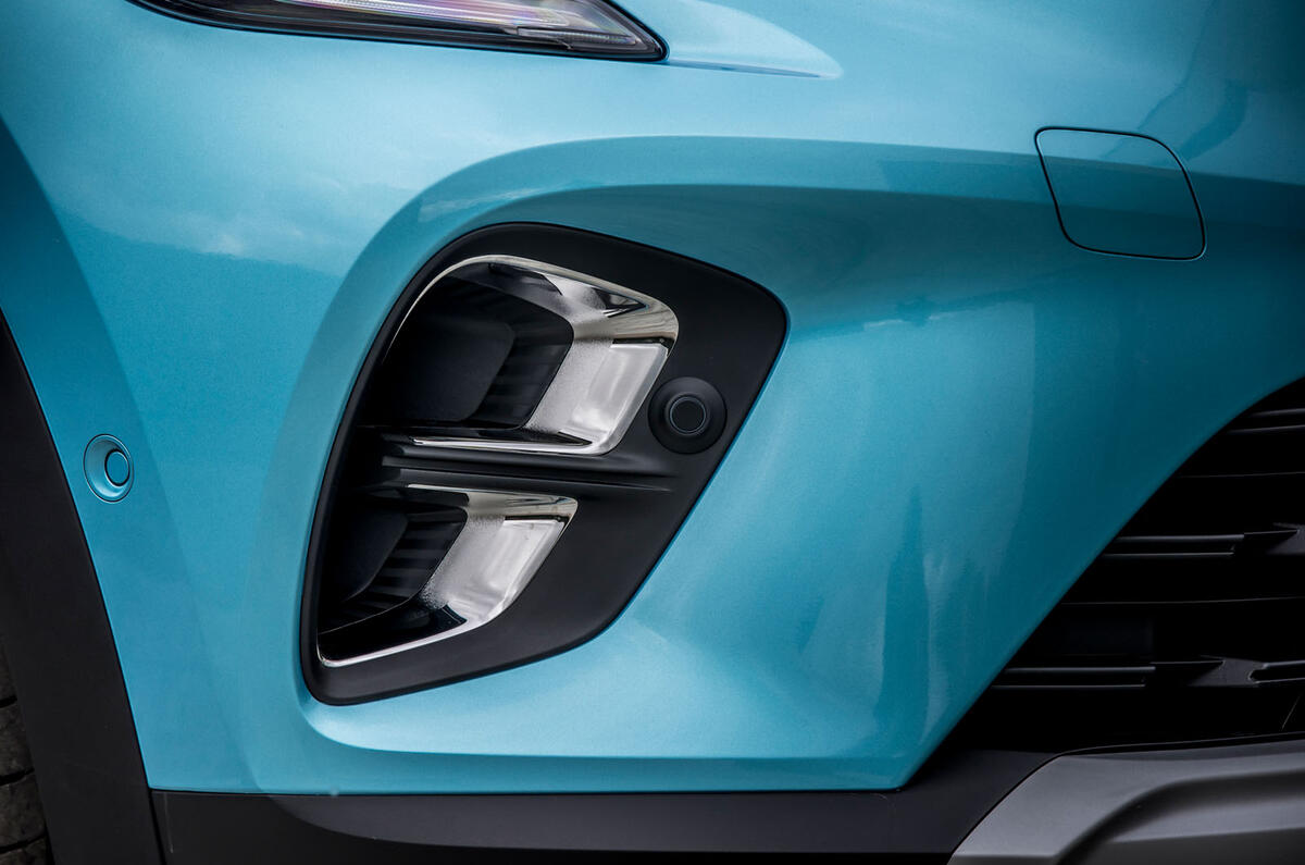 Renault Captur E-Tech PHEV 2020 UK first drive review - bumper