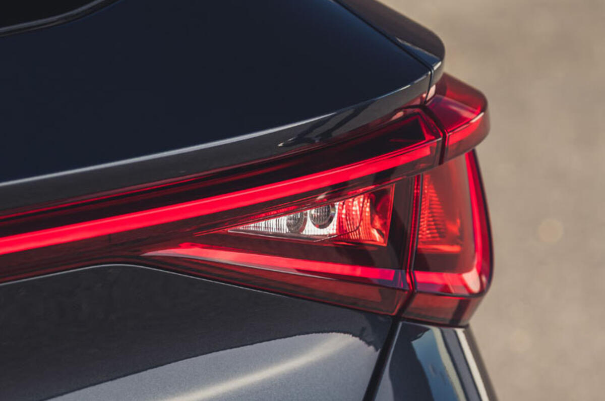 Seat Leon eHybrid FR 2020 UK first drive review - rear lights