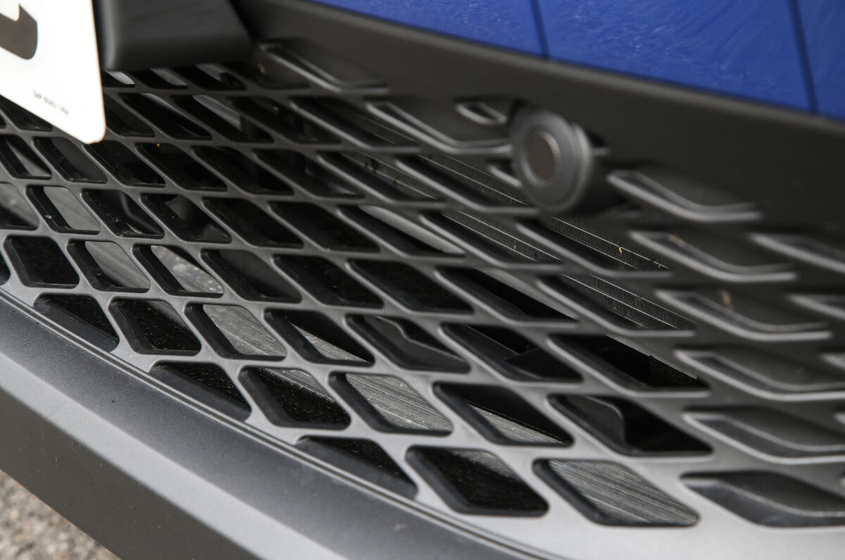 Toyota C-HR 2018 long-term review front grille