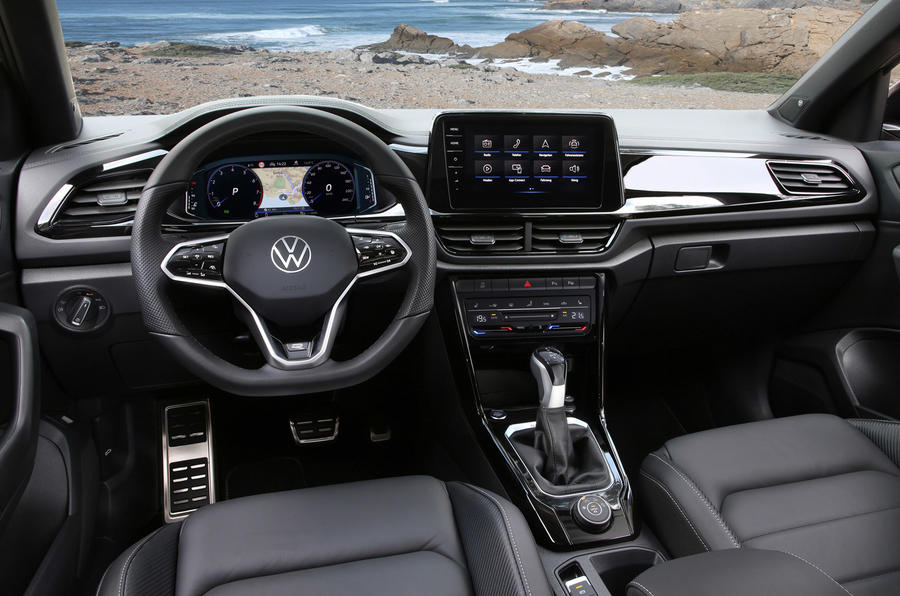 6 Volkswagen T Roc TSI 4Motion 2022 : avis sur l'habitacle