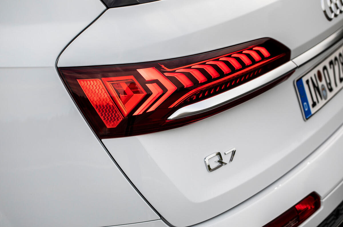 Audi Q7 60 Tsfi E Quattro 2019 Review Autocar