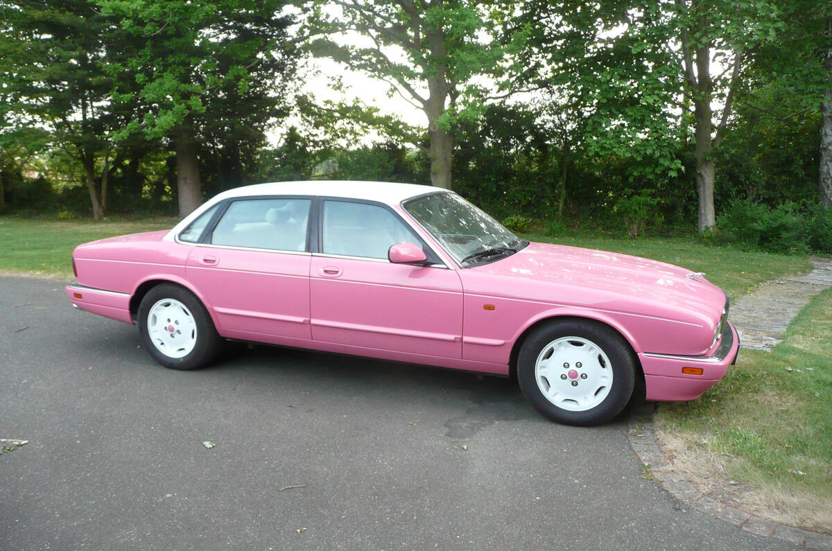 Jaguar XJ