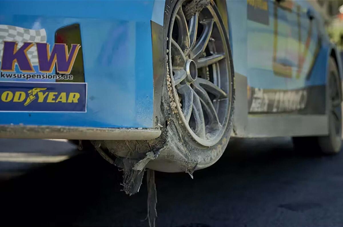 Lynk & Co 03 Cyan Racing 2022 destroyed tyre Vallelunga