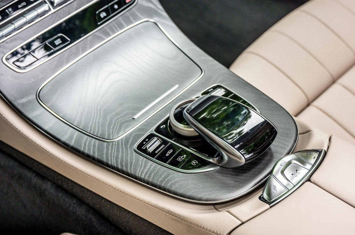 Mercedes-Benz E-Class e450 Cabriolet 2020 UK first drive review - centre console