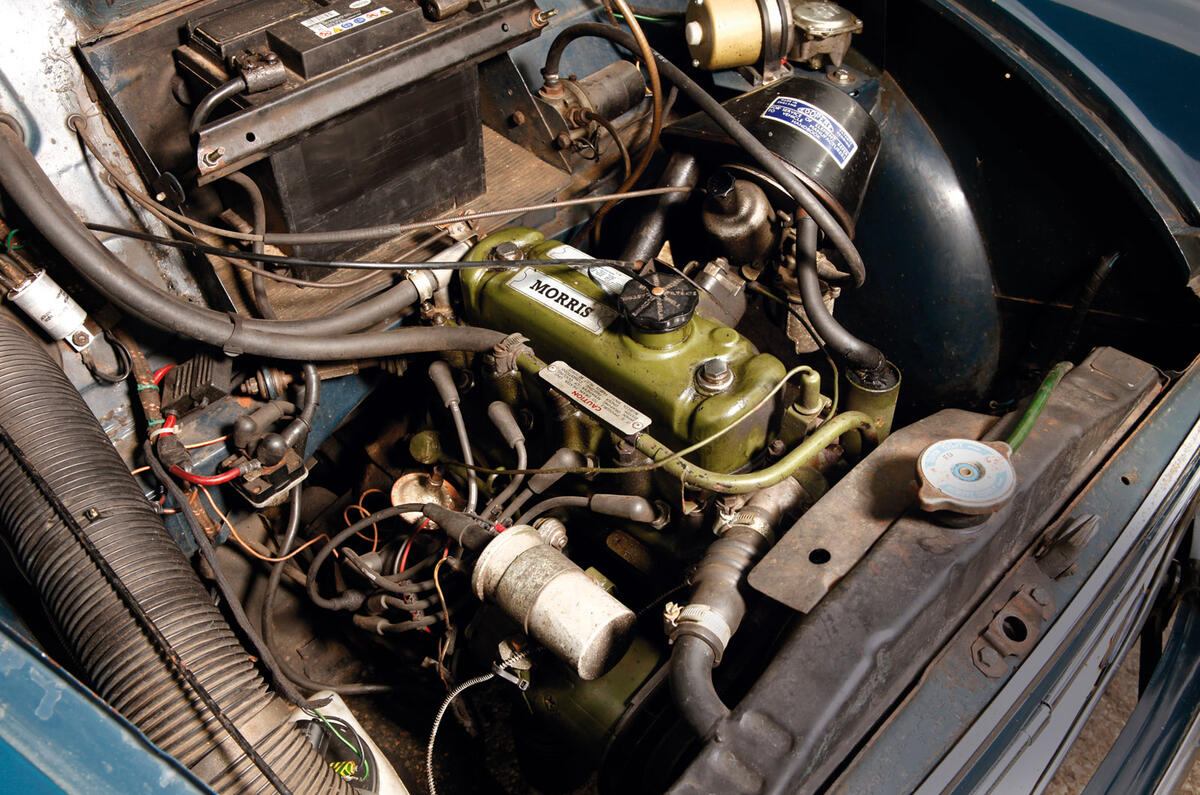 Morris Minor - engine