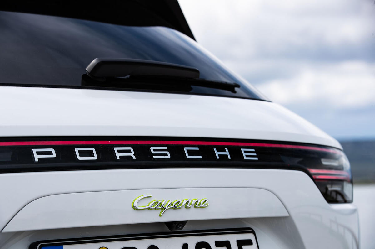 Porsche Cayenne E Hybrid 2018 Review Autocar