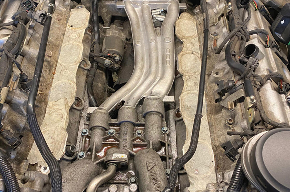 Porsche Cayenne - engine