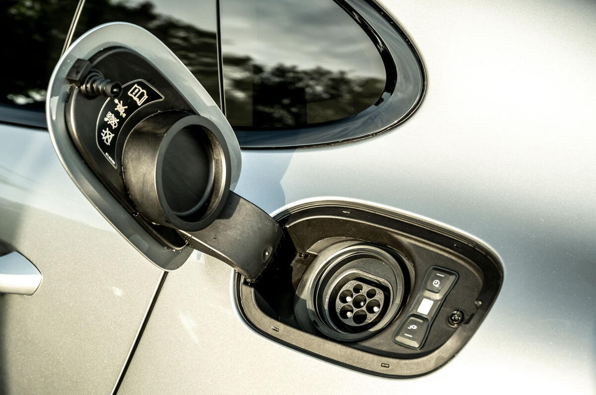 Porsche Panamera e-Hybrid 2020 UK first drive review - charging socket