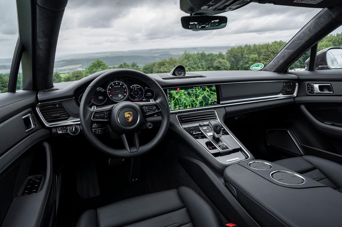 Porsche Panamera Turbo S Sport Turismo 2020 first drive review - dashboard