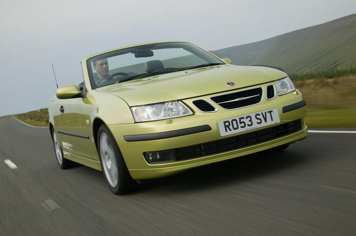 Saab 9-3 - hero front