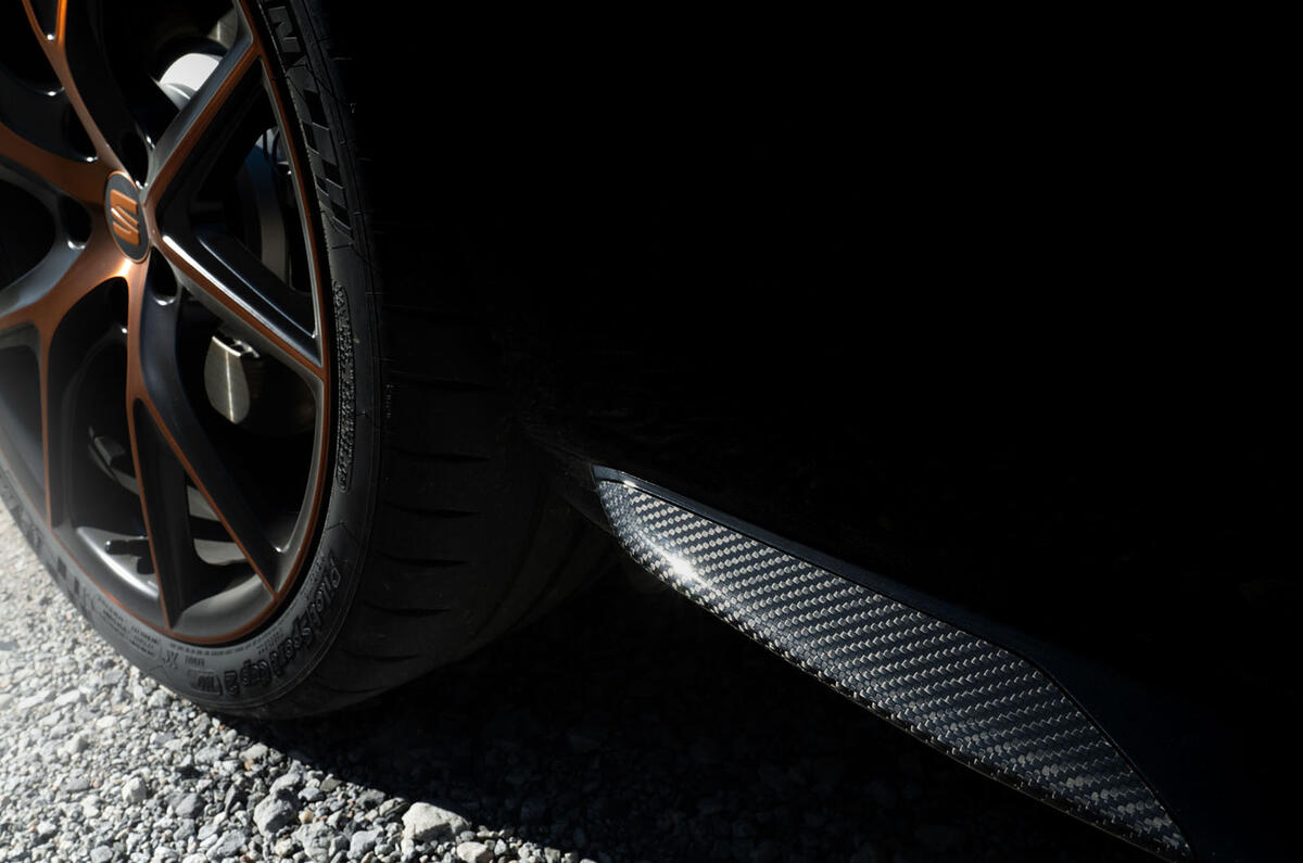 Seat Leon Cupra R ST 2019 first drive review - carbon sills