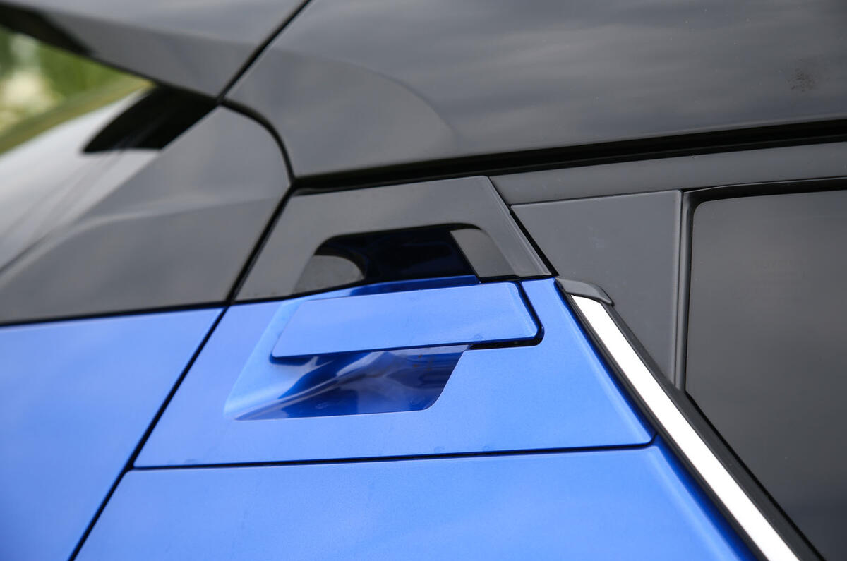 Toyota C-HR 2018 long-term review rear door handles