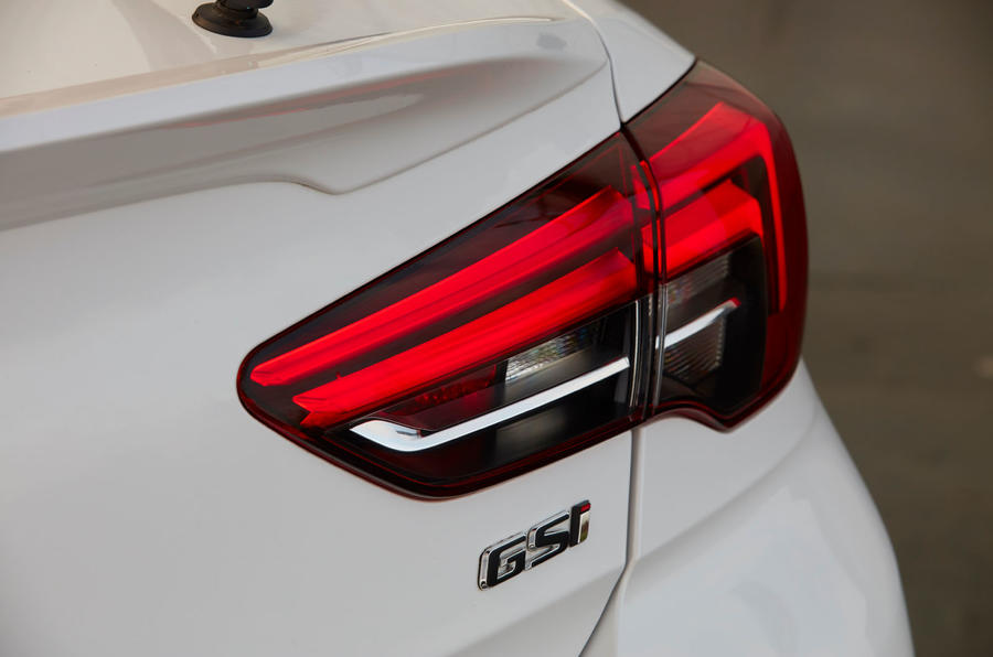 7 Vauxhall Insignia GSI 2021 : premier examen des feux arrière au Royaume-Uni
