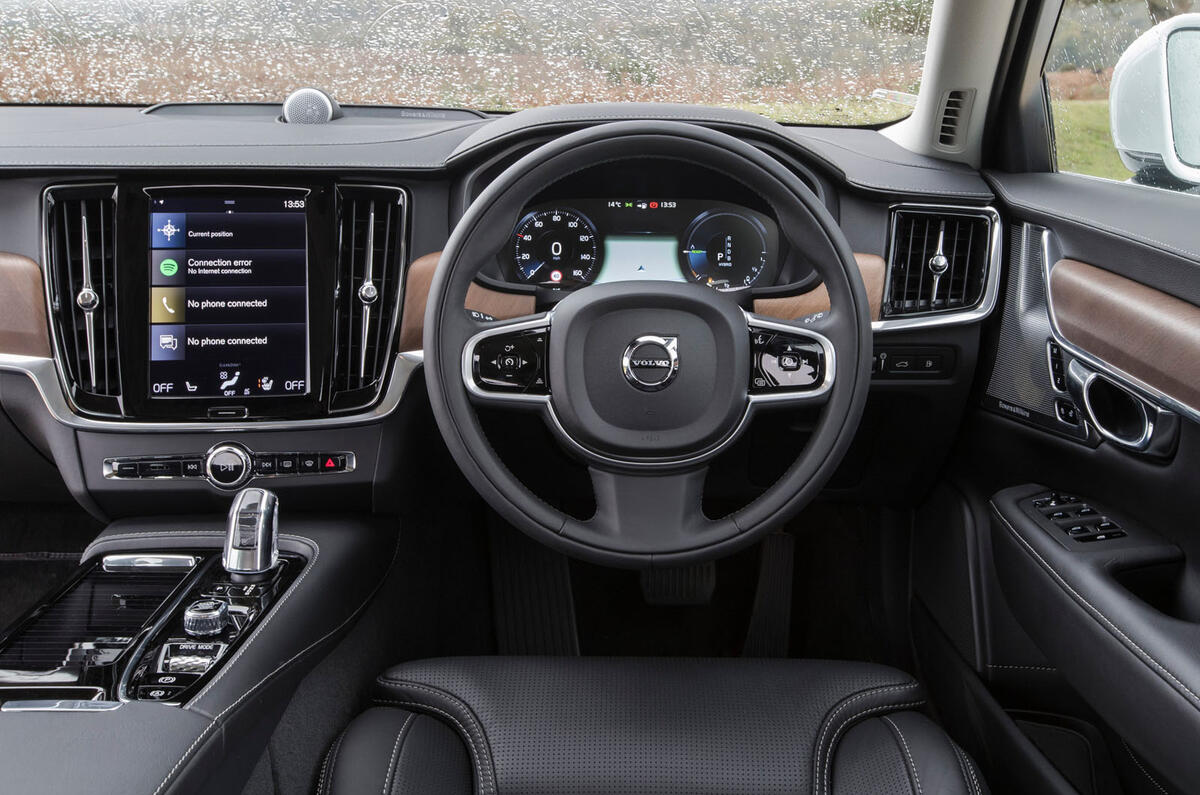 Volvo V90 B5 2020 UK review | Autocar