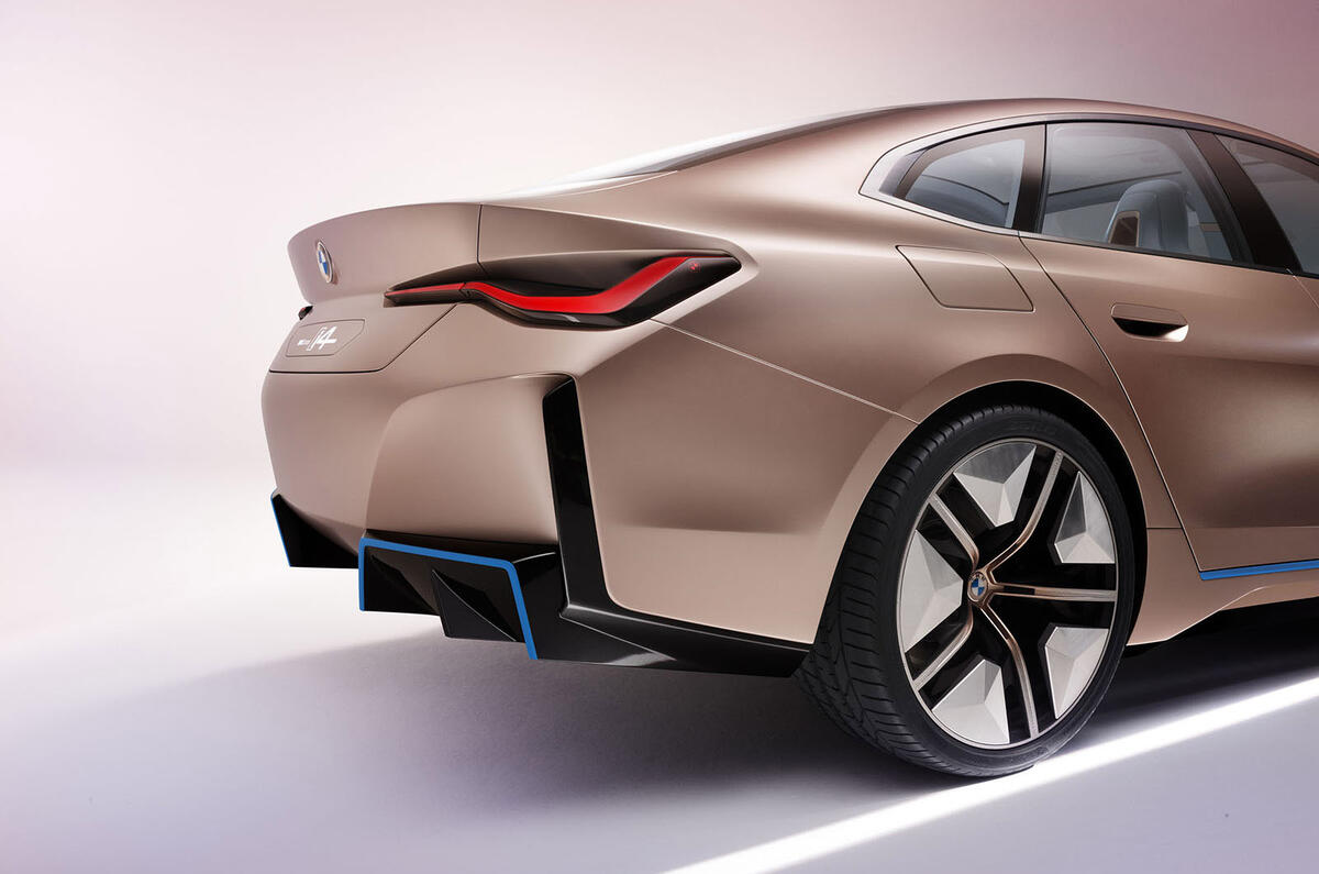 Bmw Concept I4 Ortaya Cikti Sirketin Logosu Da Degisti Teknoloji Haberleri