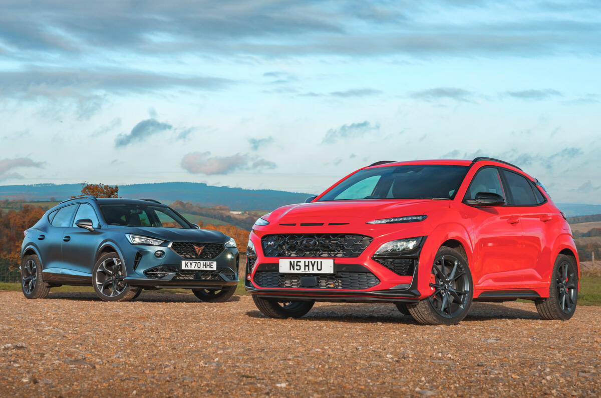 76 Cupra Formentor vs Hyundai Kona N 2022 static front