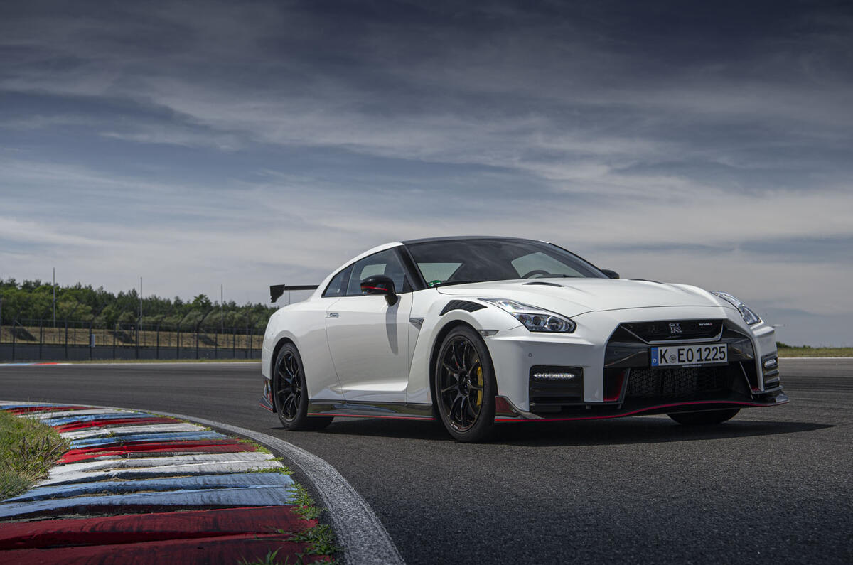Nissan GT-R Nismo 2020 official reveal - static front