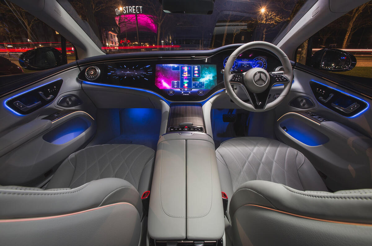 79 BMW iX vs Mercedes EQS 2022 EQS interior