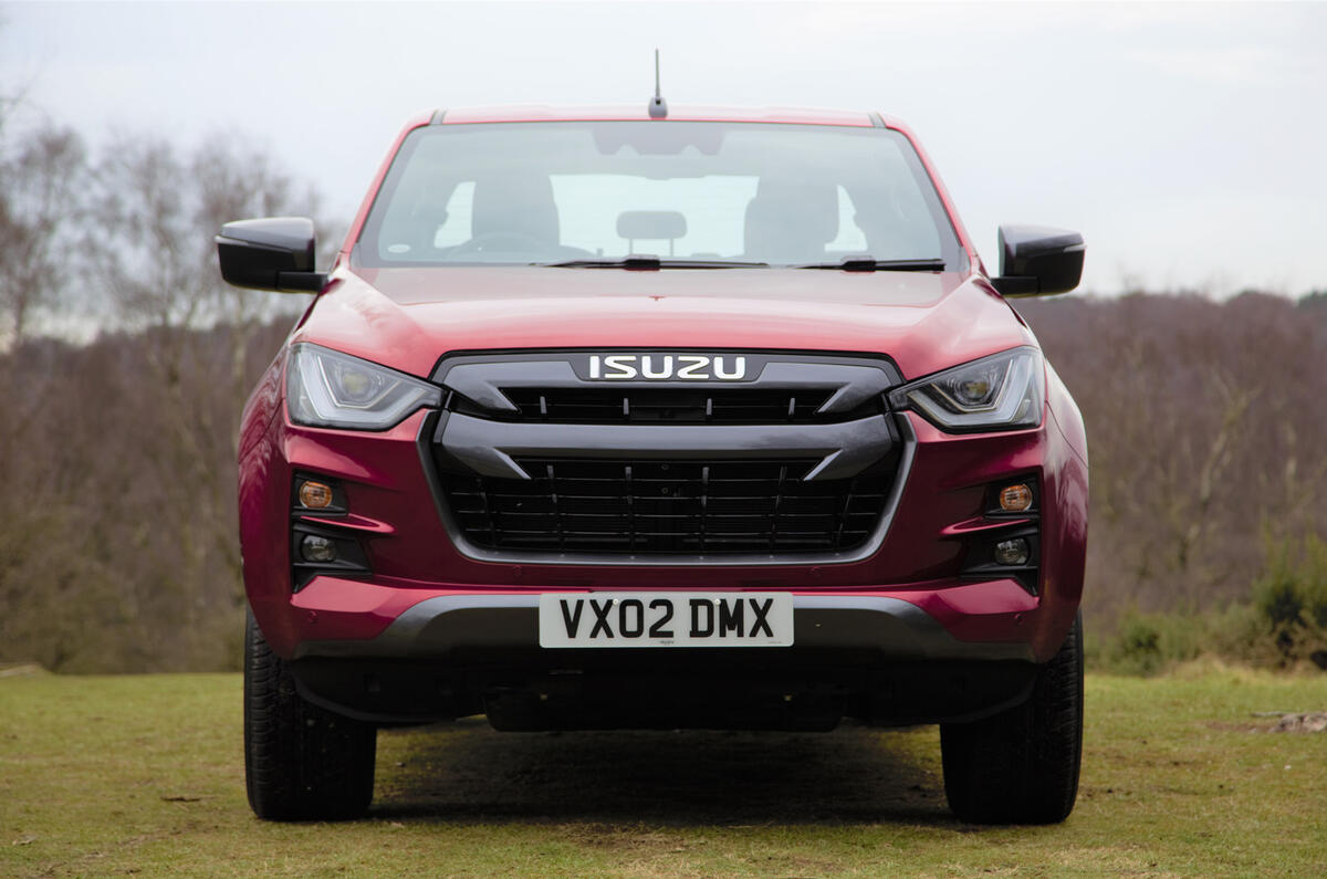 7 Isuzu D-Max