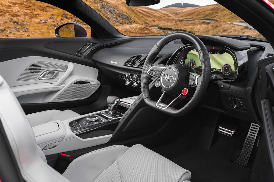 8 Audi R8 V10 RWD Performance 2022 UE : aperçu du tableau de bord