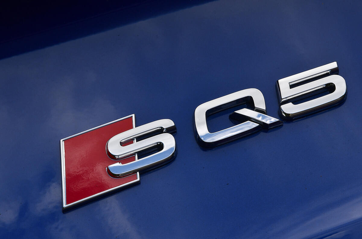 8 Badge arrière Audi SQ5 TDI 2021 UE FD