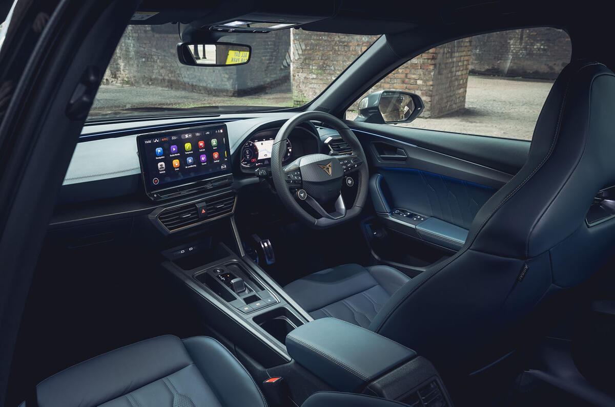 8 Cupra Formentor VZ2 2021 UK first drive cabin