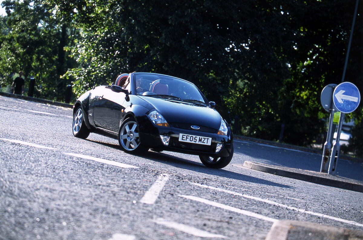 Ford Streetka - hero front