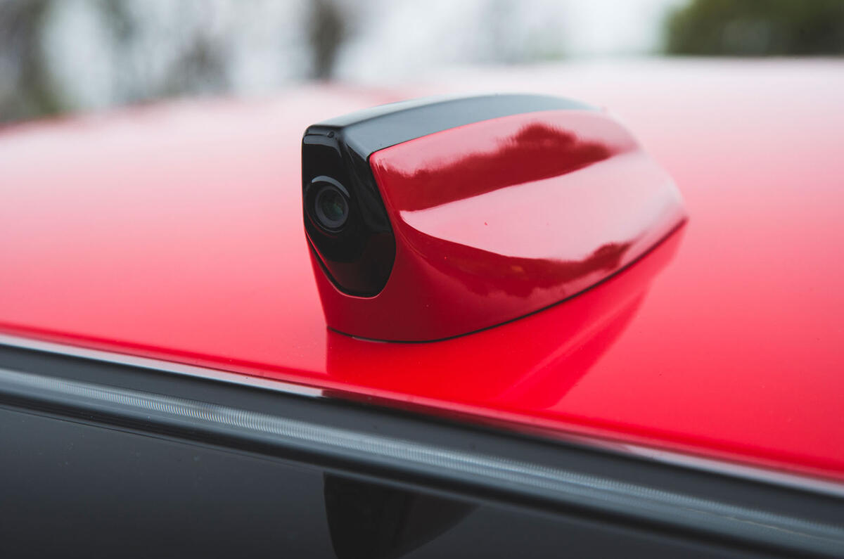Jaguar XE P300 2019 first drive review - reversing camera