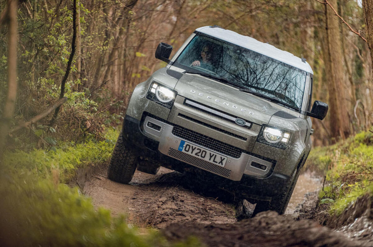 8 land rover defender 110 2020 uk fd ángulo todoterreno
