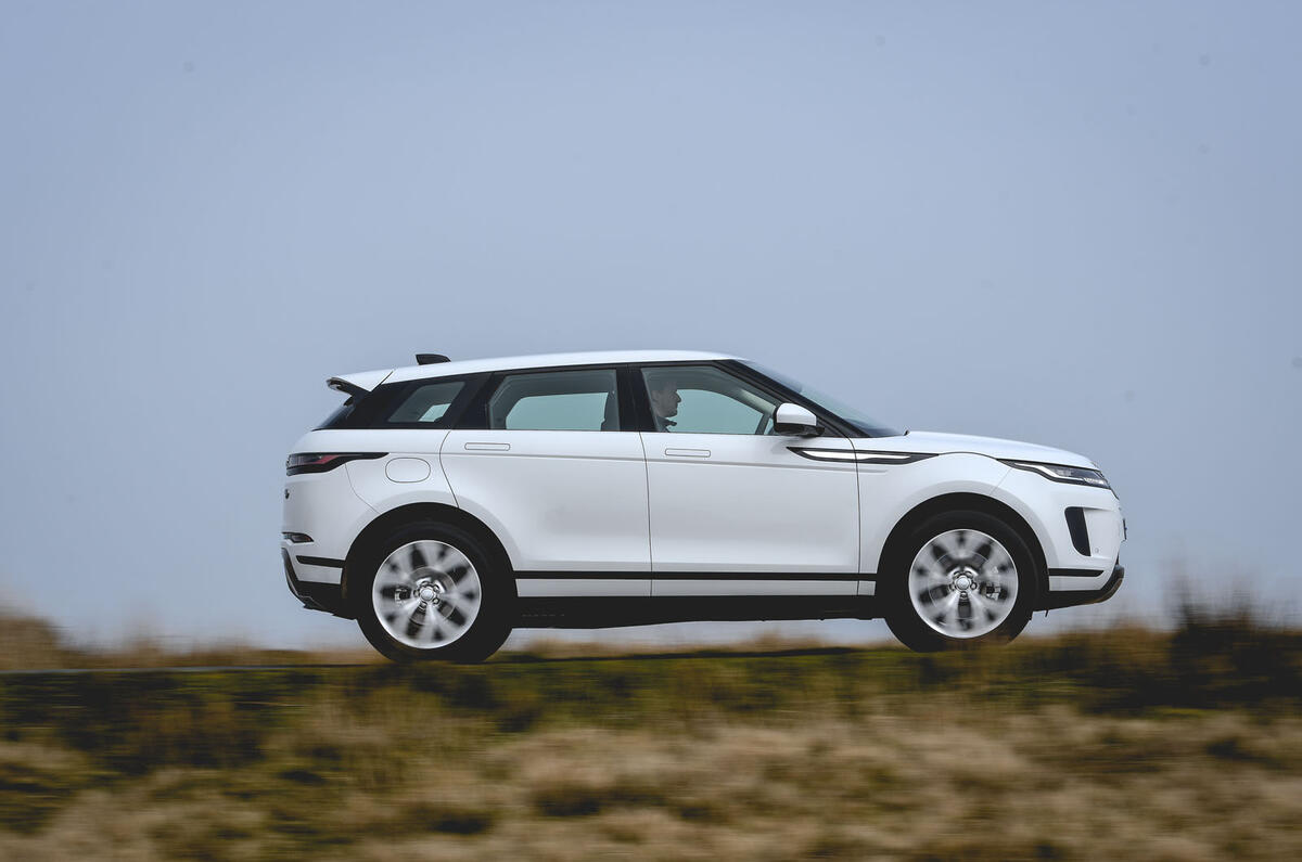 Land Rover Range Rover Evoque P200 2019 Uk Review Autocar