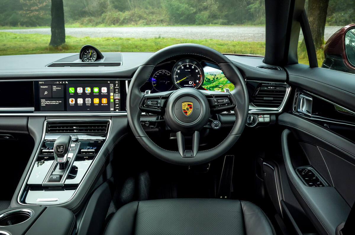 8 Porsche Panamera 4 ehybrid sport turismo 2022 UK review steering wheel