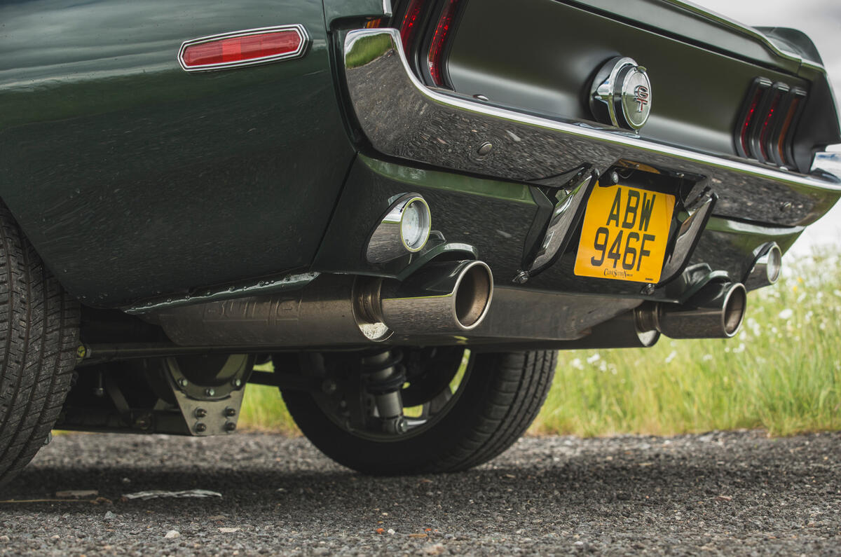 8 Échappements Mustang Bullitt 2021 UE FD de Revology