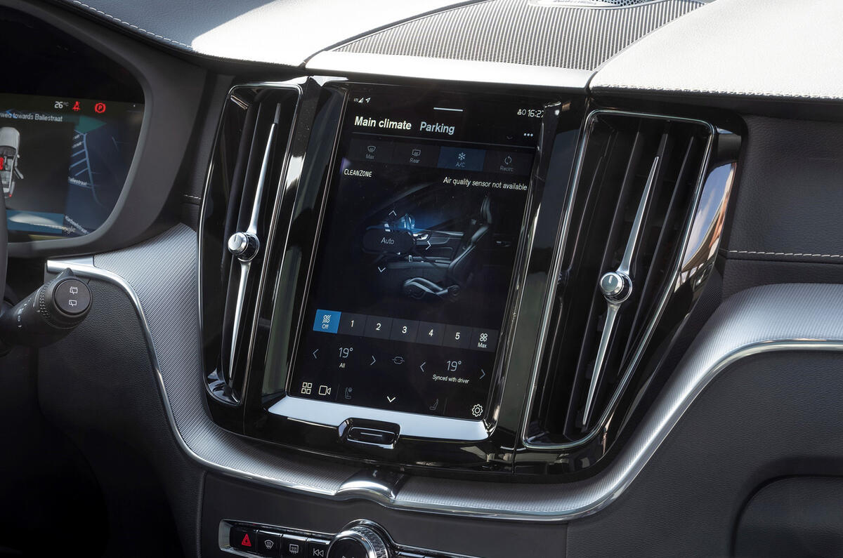 8 Volvo XC60 T8 PHEV 2021 first drive review infotainment